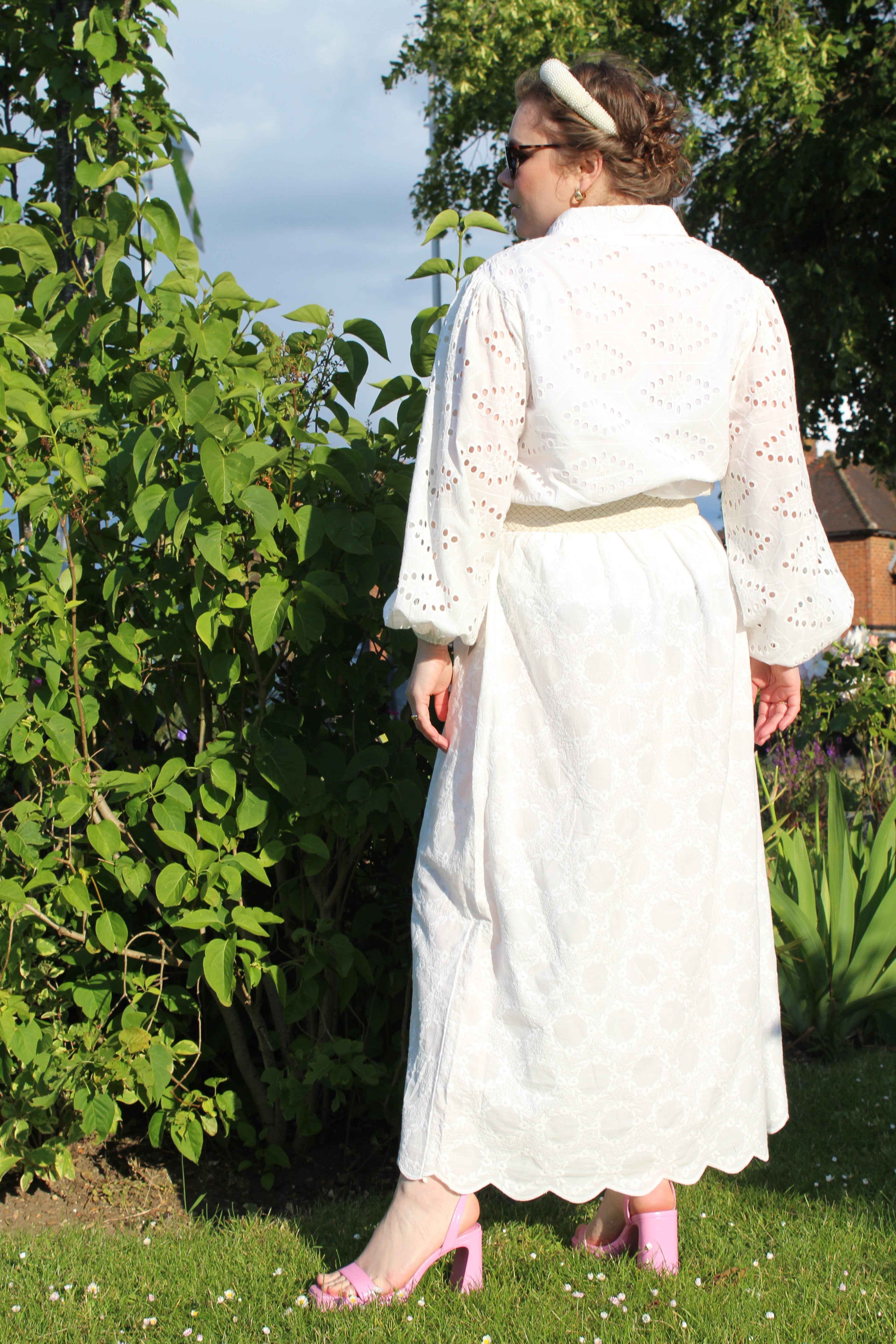 PURE COTTON FLORAL EMBROIDERED SKIRT