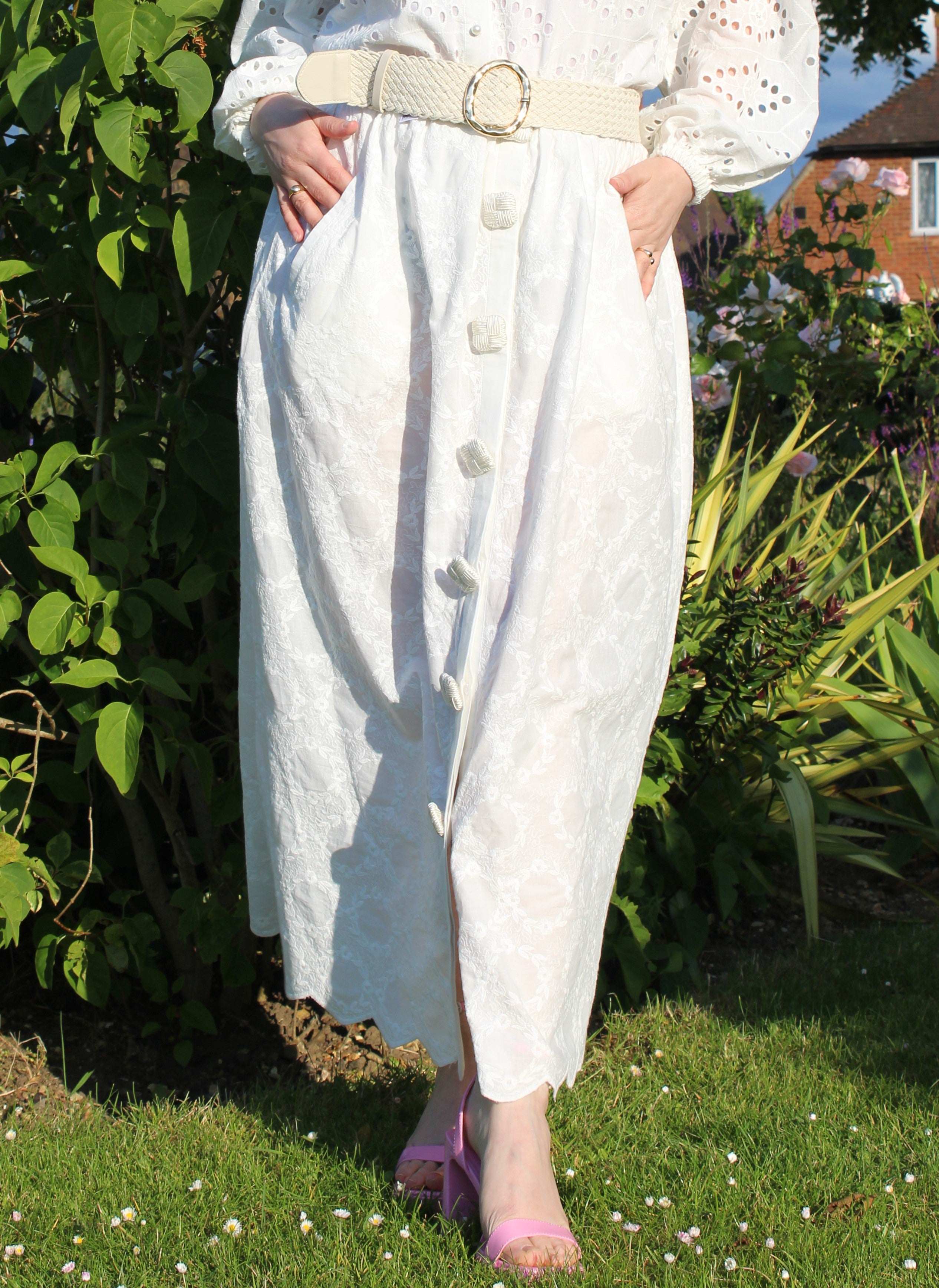 PURE COTTON FLORAL EMBROIDERED SKIRT