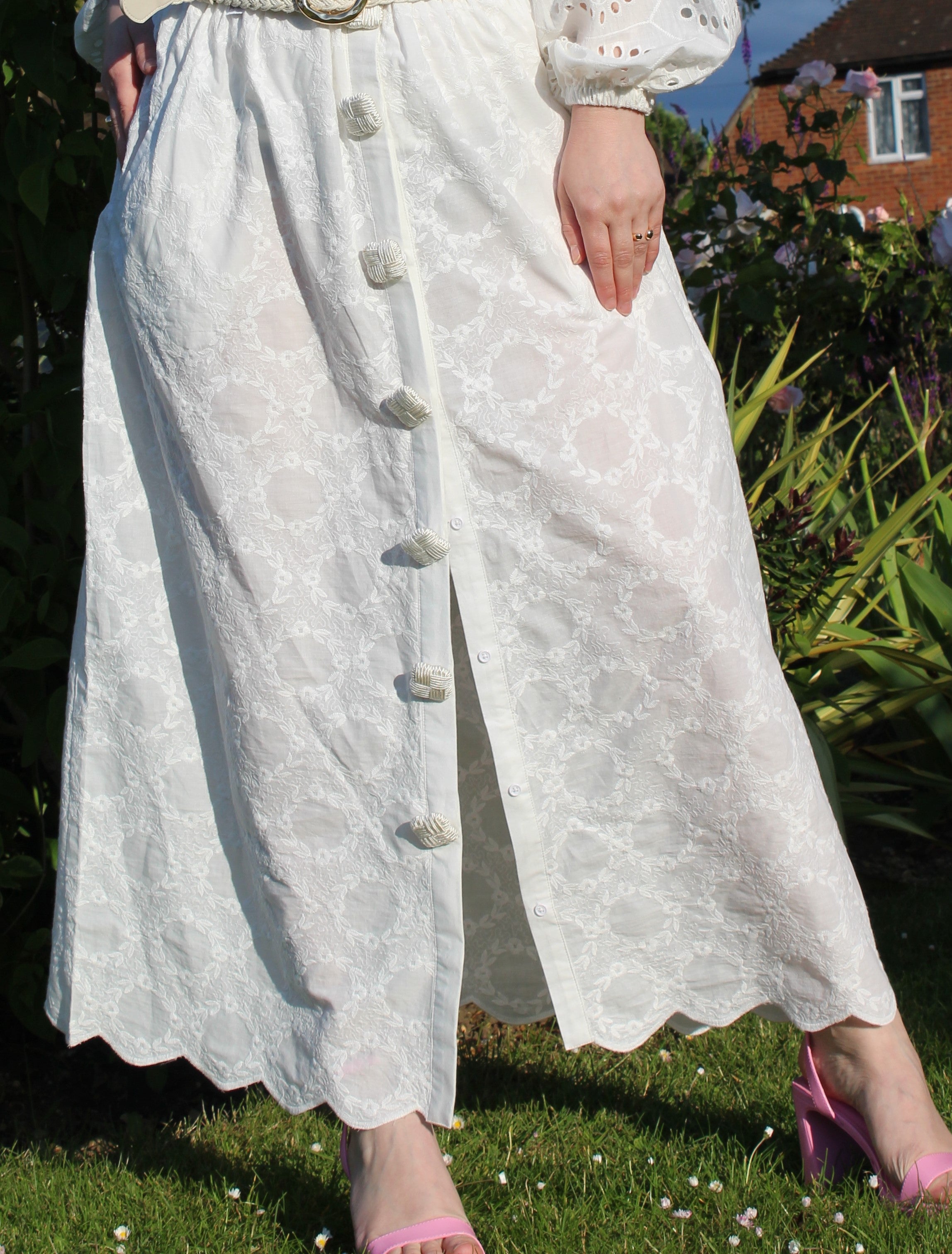 PURE COTTON FLORAL EMBROIDERED SKIRT