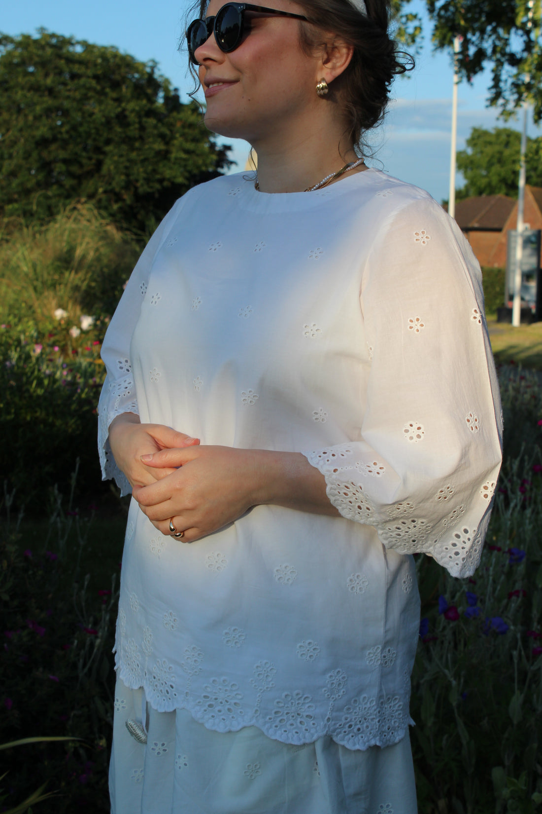 PURE COTTON SCALLOP BLOUSE