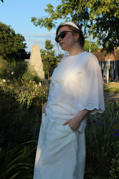 PURE COTTON SCALLOP BLOUSE